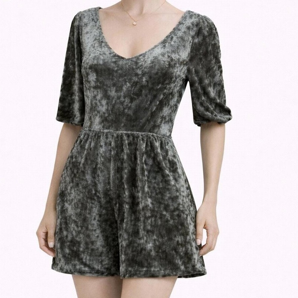 American Eagle Soft‎ Sexy Velvet Crushed Burnout Romper Jumpsuit Women's S